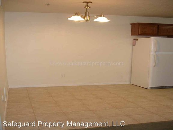3rd image of 1484 W Westbury Way #6