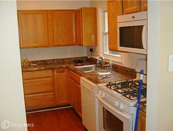5th image of 6906 Beacon Pl