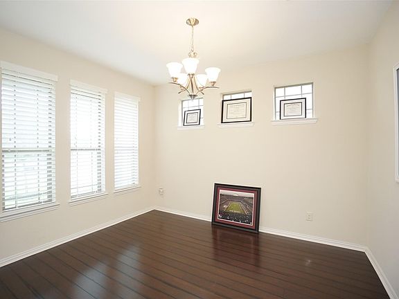3rd image of 26411 Green Heron Dr
