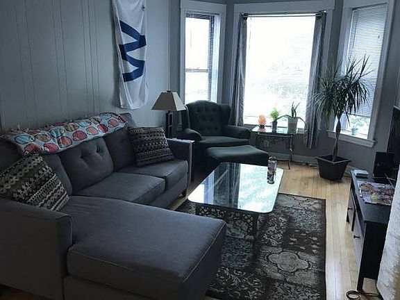 3rd image of 1832 N Central Park Ave APT 1
