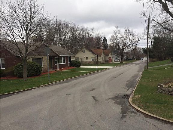 4th image of 775 Brawley Ave