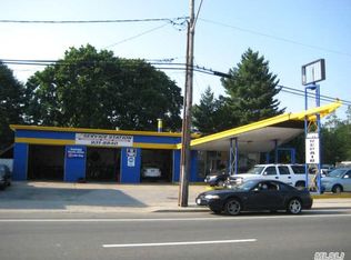 63 W Old Country Rd, Hicksville, NY 11801