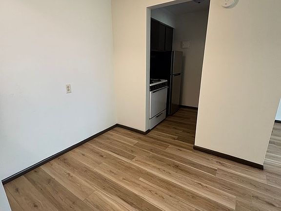 2nd image of 791 Russell Rd #107