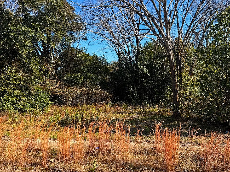 1st image of 1542 Chestnut Street