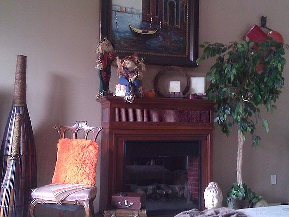 3rd image of 80 Parkwood Dr
