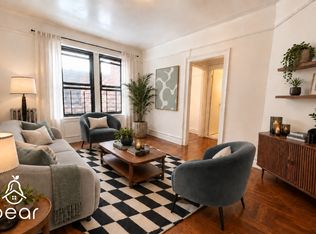 674 47th St APT 3E, Brooklyn, NY 11220