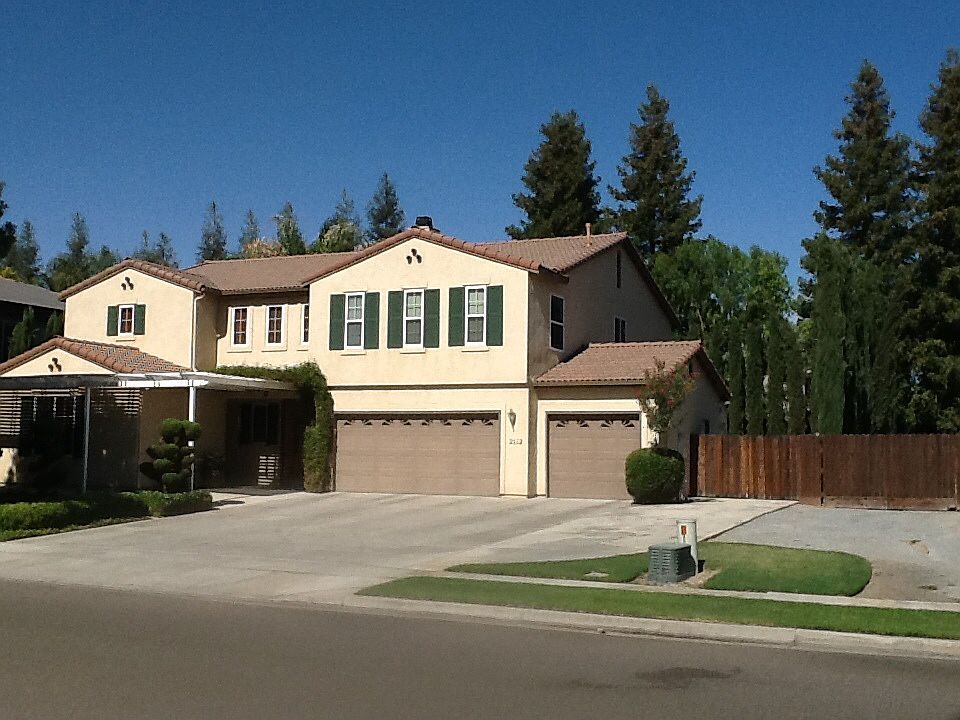 1st image of 2112 N Cottonwood St