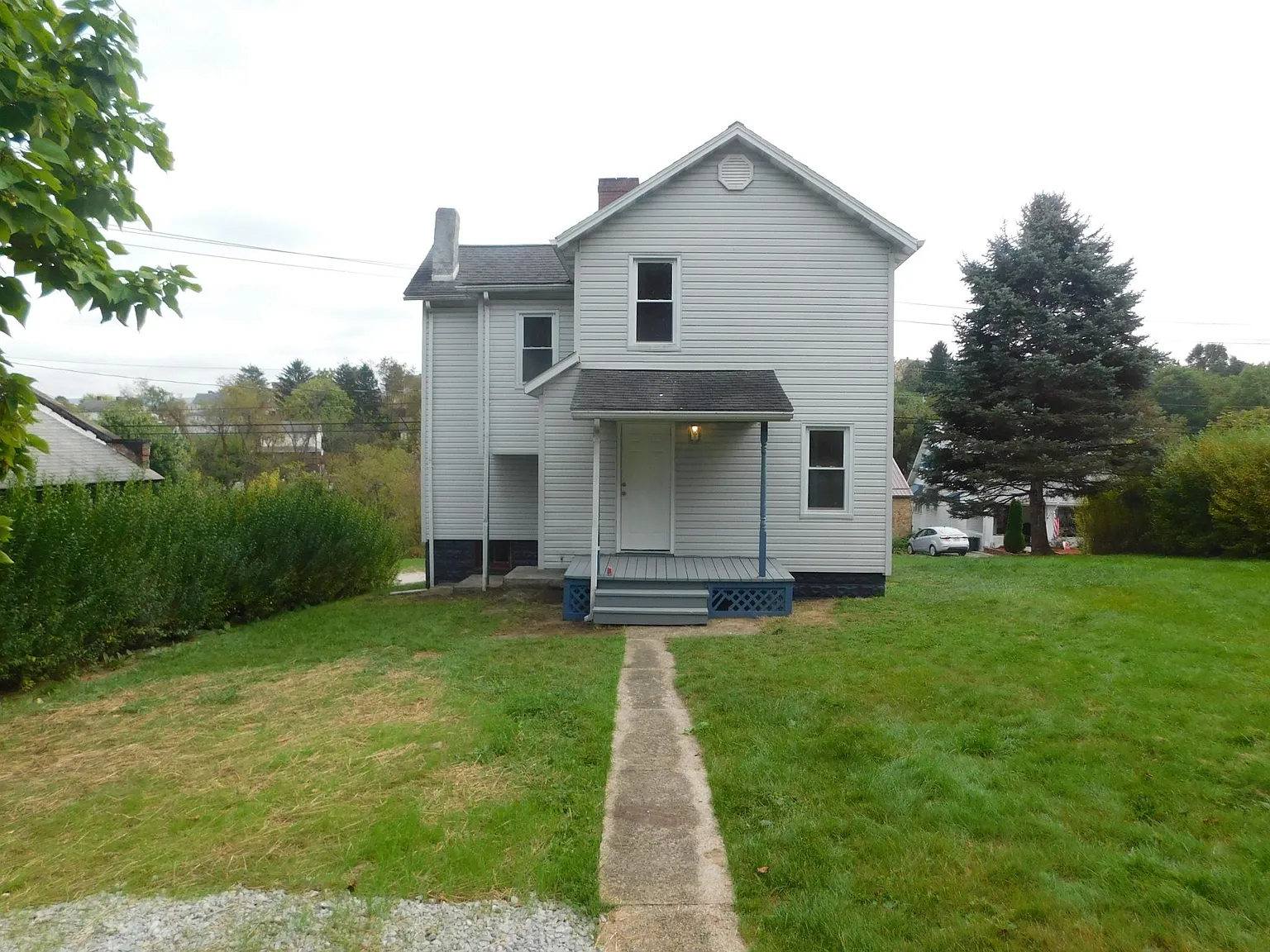 4 bed, 1.5 bath, 1173 sqft, $1,300 — Photo 2