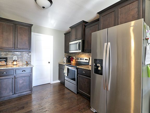 5th image of 1655 Parkside Dr
