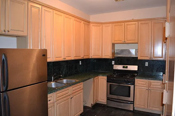 Rented by Corcoran | media 23