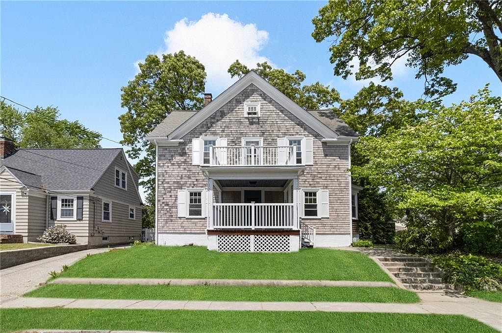 29 Blackamore Ave, Cranston, RI 02910 Zillow