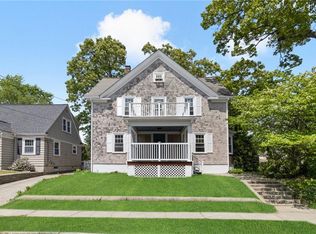 29 Blackamore Ave, Cranston, RI 02910