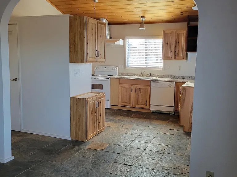 4713 N Harlequin Dr — Photo 3