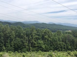 3194 Sugar Grove Valley Rd, Harriman, TN 37748