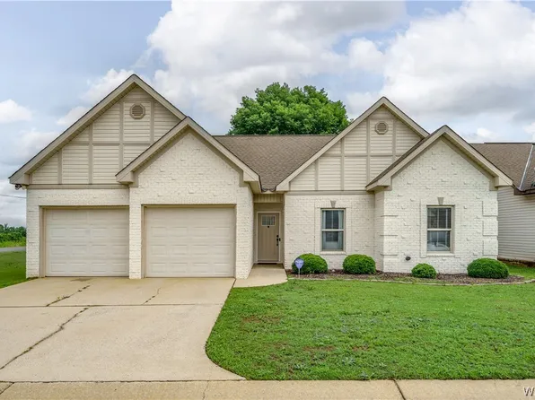 11875 Lathrop Ave, Moundville, AL 35474