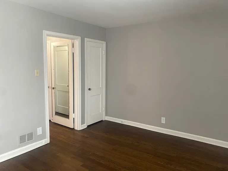 221 S 38th Ave #1 — Photo 5