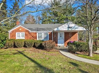 727 New Texas Rd, Pittsburgh, PA 15239