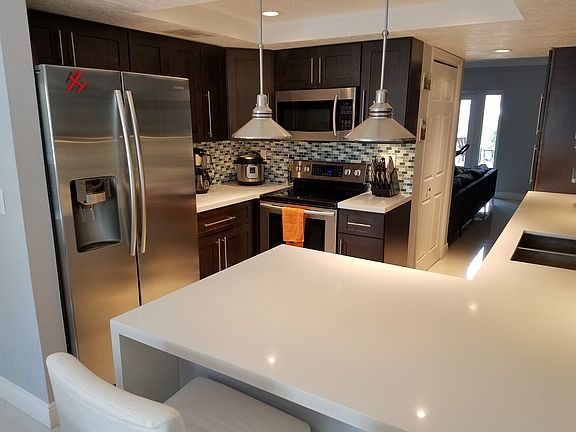 5th image of 7354 Miami Lakeway S