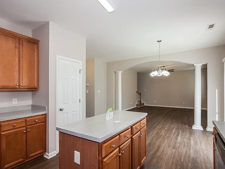 2910 Oakdale Pasture Dr — Photo 7