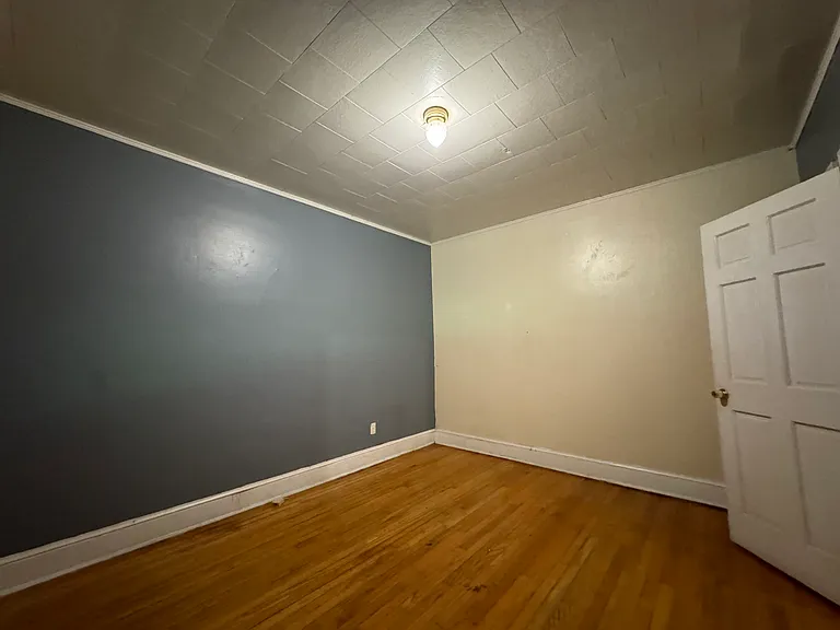 14 Standish St #1W — Photo 7