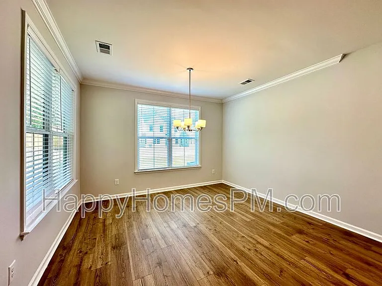 8725 Revival Rd — Photo 12