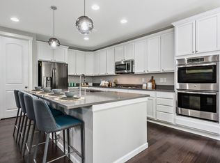 8219 NE 196th St, Kenmore, WA 98028