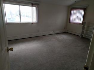 238 Ohio St, Hicksville, NY 11801