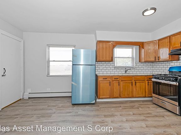 5th image of 7732 S Kedzie Ave #2