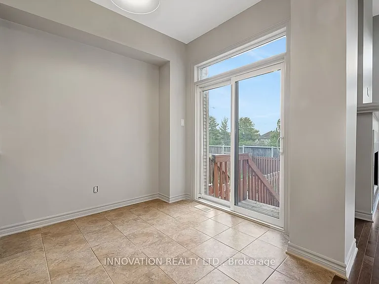 812 Fletcher Cir — Photo 23