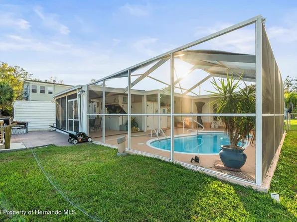 7260 Aberdeen Ct, Weeki Wachee, FL 34607