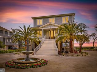 14 Maiden Creek Dr, Waverly, GA 31565