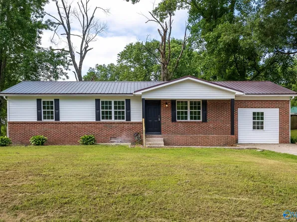 21125 Myrtlewood Dr, Athens, AL 35614