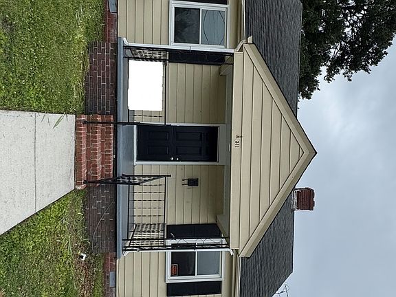 2nd image of 311 Allen Rd