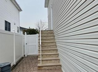 640 Rockaway St FLOOR 2, Staten Island, NY 10307