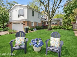 317 Wilshire Dr W, Wilmette, IL
