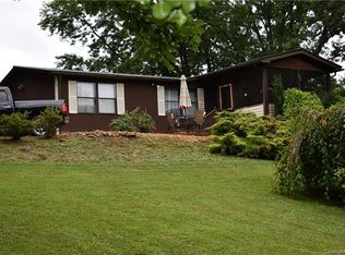 463 Lindsey Loop Rd, Fletcher, NC 28732