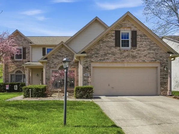10530 Greenway Dr, Fishers, IN 46037