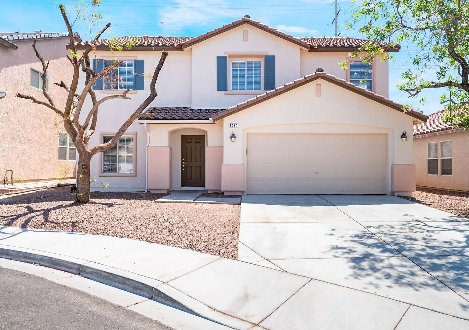 Remodeled 4-Bedroom on a Cul-de-Sac lot in Iron Mountain Ranch — Photo 1