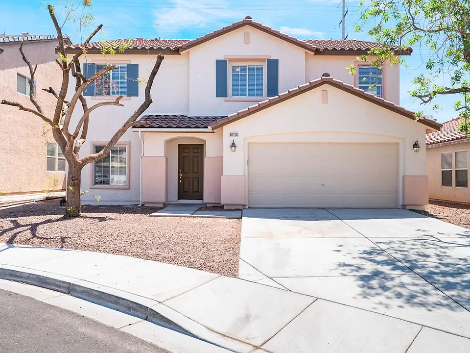 8240 Calico Wind St