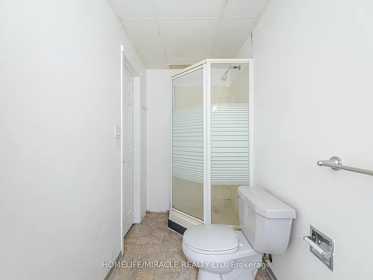 36 Poplar Cres #BASEMENT — Photo 9