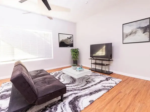 9728 Marilla Dr Unit 400, Lakeside, CA 92040