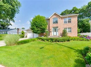 1568 Dillon Ave, East Meadow, NY 11554