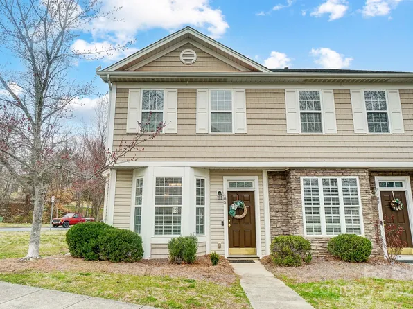 405 Goldstaff Ln, Charlotte, NC 28273