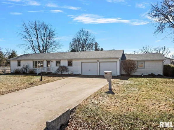1124 Wayside Dr, Glenarm, IL 62536