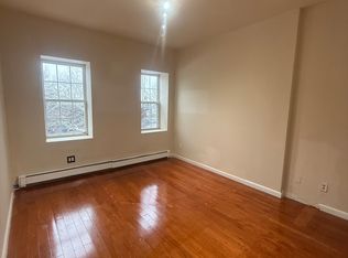 194 Bay St APT 2, Staten Island, NY 10301