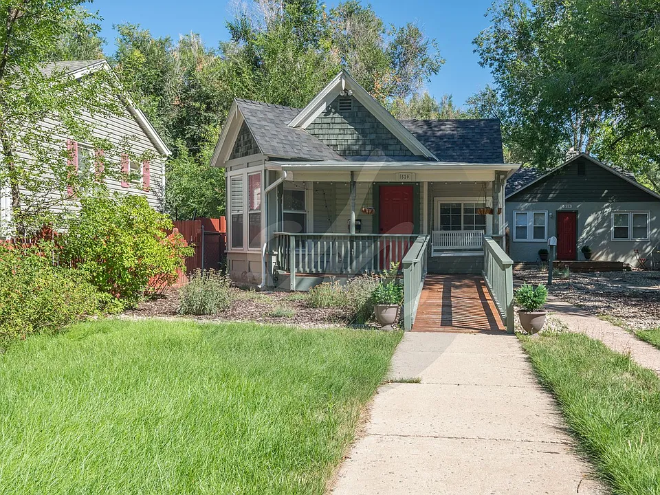 520 W Pikes Peak Ave