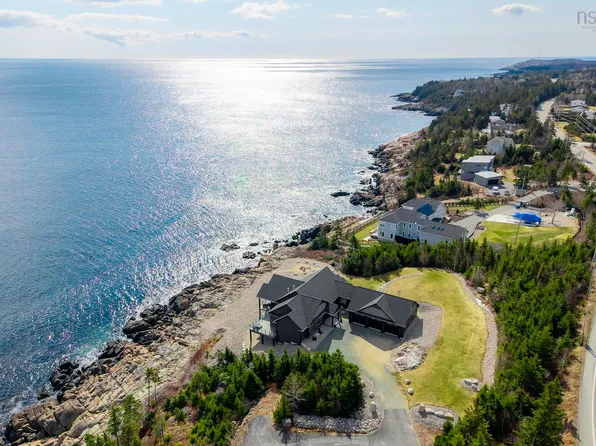 520 Ketch Harbour Rd, Halifax, NS B3V 1P8