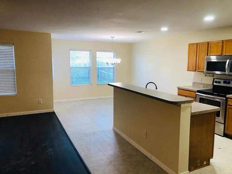 9605 Woodrow Wilson Dr — Photo 8