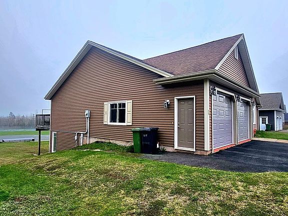 2nd image of 53 Bonavista Ave