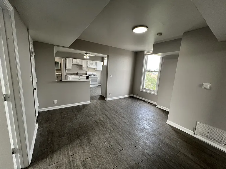 1759 W 21st St #3F — Photo 1